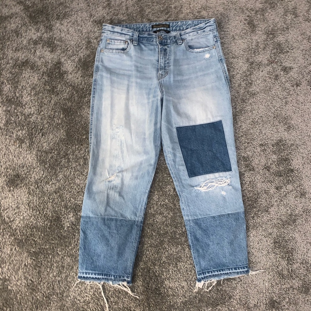 A&F Vintage Cropped Patchwork Jeans Size 29